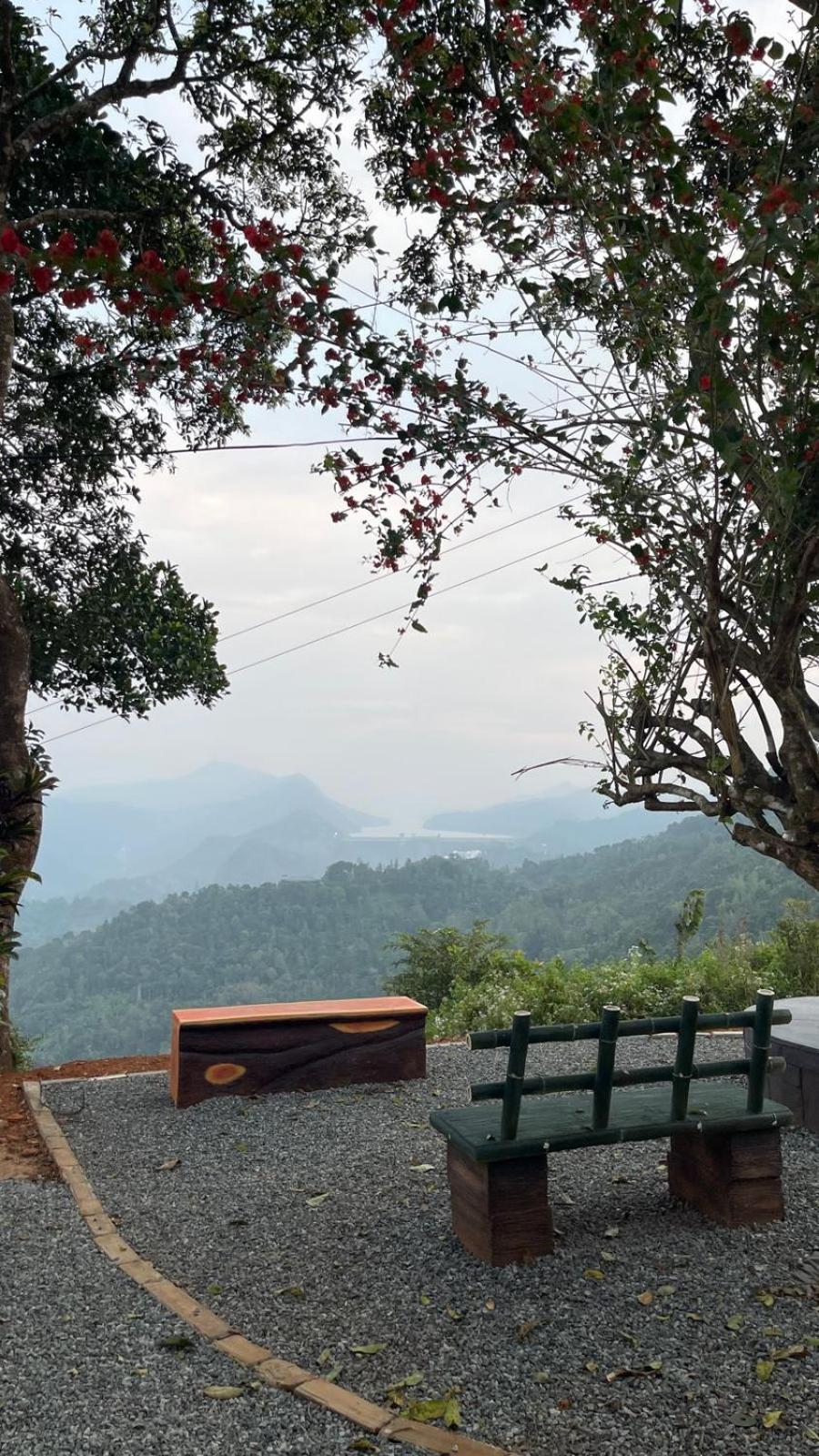 Idukki Dam View Resort Экстерьер фото